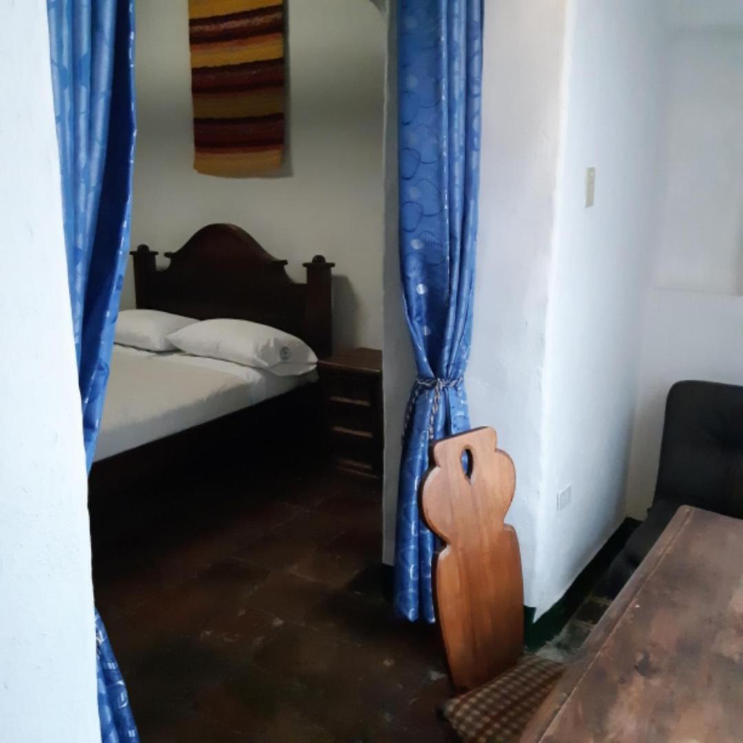 Cedron Hostel Bogotá Exteriör bild