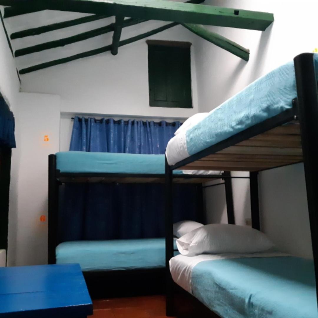 Cedron Hostel Bogotá Exteriör bild